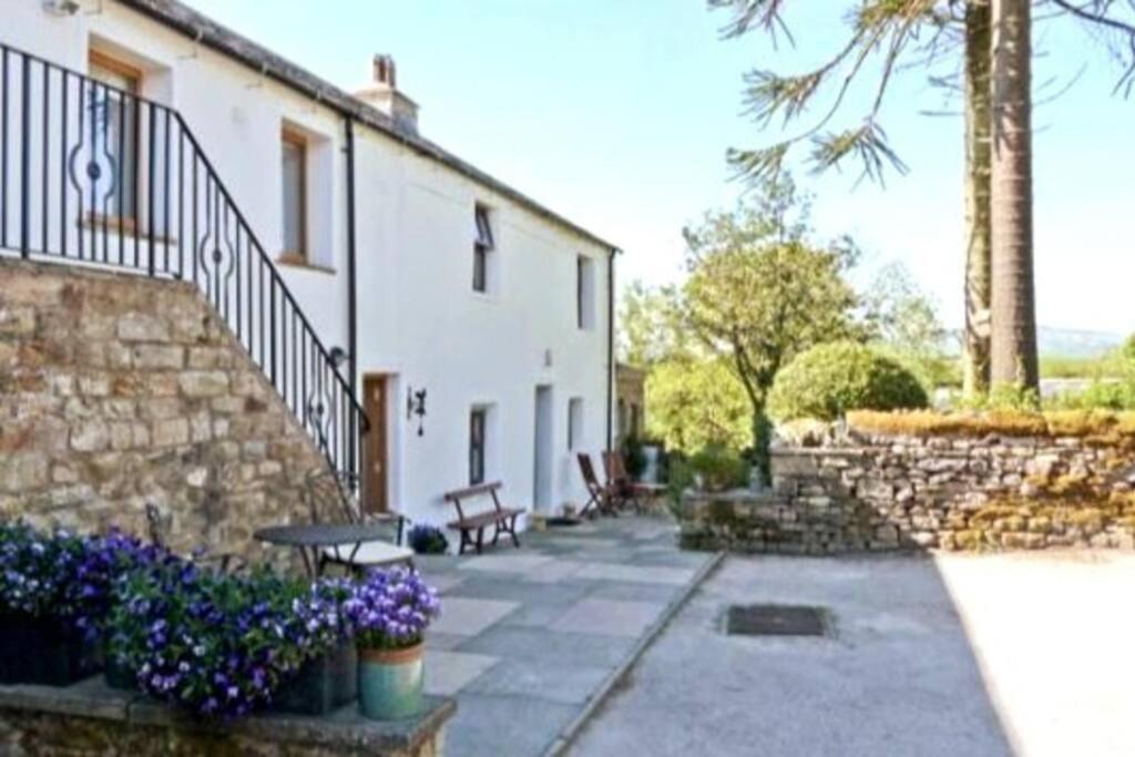 Cosy 3 Bed Cottage Near 3 Peaks - Log Burner & Aga Bentham Eksteriør bilde